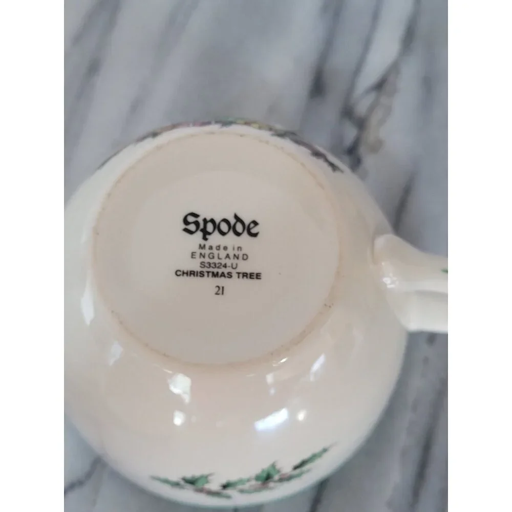 SPODE Christmas‎ Tree Santa Coffee Tea Cups 6oz Set of 2 England VTG